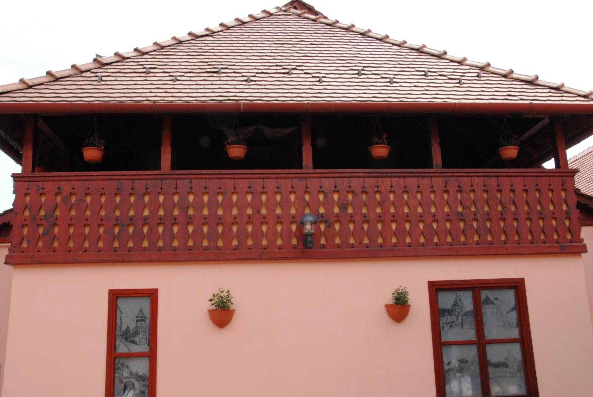 Pension Ela Sibiu Luaran gambar