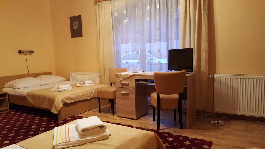 Pension Ela Sibiu Luaran gambar