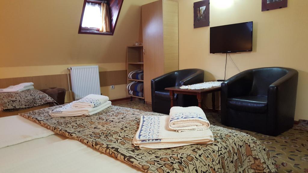 Pension Ela Sibiu Luaran gambar