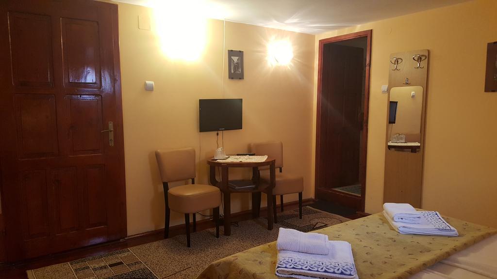 Pension Ela Sibiu Luaran gambar